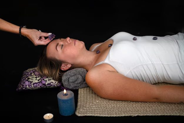 woman-energy-healing_87557-26222